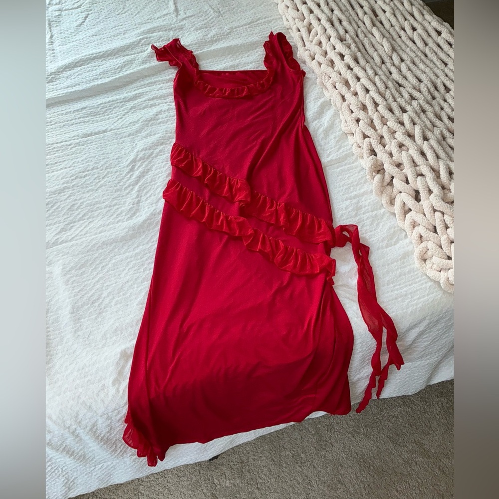 Elegant Red Midi Dress